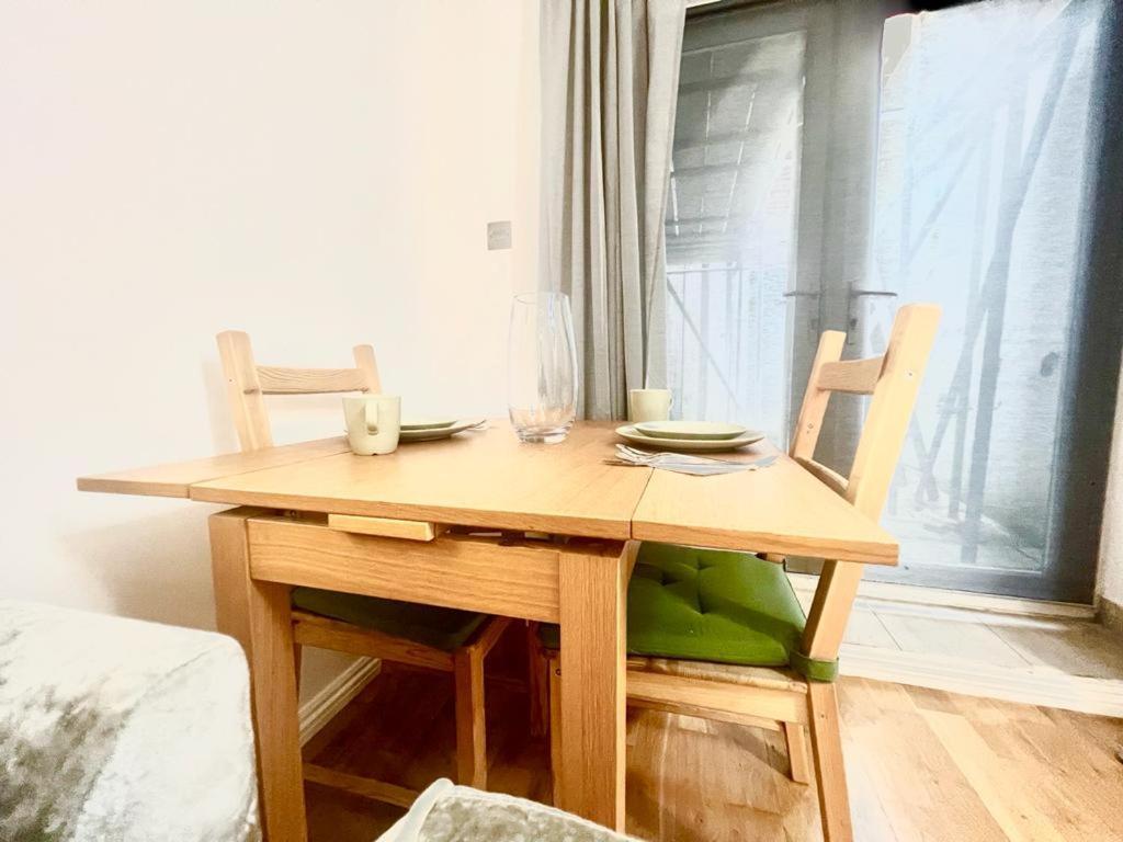 Beautiful 2 Bedrooms, Walking Distance From The Shard